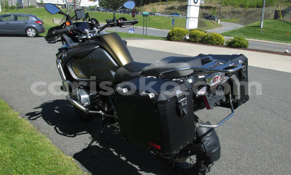 Sayi Na hannu BMW R1200GS Adventure Noir Motsi in Muhanga a Rwanda Sayi Na hannu BMW R1200GS Adventure Noir Motsi in Muhanga a Rwanda