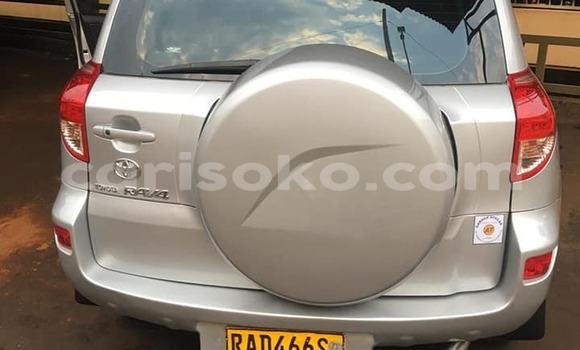 Sayi Na hannu Toyota RAV4 Gris Mota in Kigali a Rwanda Sayi Na hannu Toyota RAV4 Gris Mota in Kigali a Rwanda