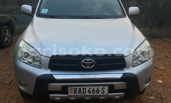 Sayi Na hannu Toyota RAV4 Gris Mota in Kigali a Rwanda Sayi Na hannu Toyota RAV4 Gris Mota in Kigali a Rwanda