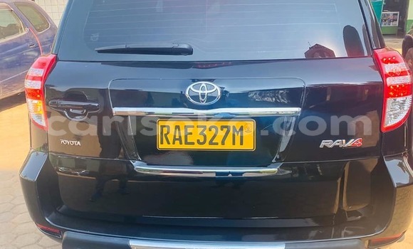 Sayi Na hannu Toyota RAV4 Noir Mota in Kigali a Rwanda Sayi Na hannu Toyota RAV4 Noir Mota in Kigali a Rwanda