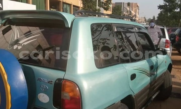 Sayi Na hannu Toyota RAV4 Vert Mota in Kigali a Rwanda Sayi Na hannu Toyota RAV4 Vert Mota in Kigali a Rwanda