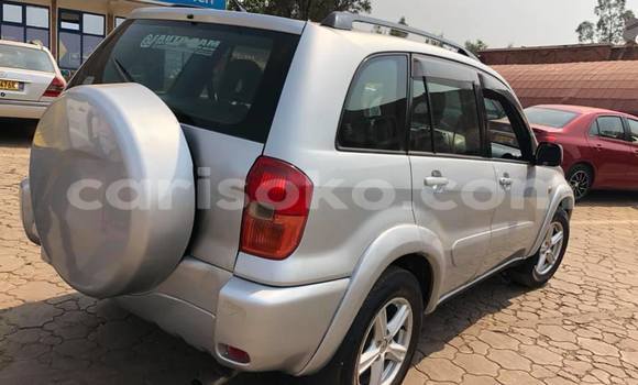 Sayi Na hannu Toyota RAV4 Gris Mota in Kigali a Rwanda Sayi Na hannu Toyota RAV4 Gris Mota in Kigali a Rwanda