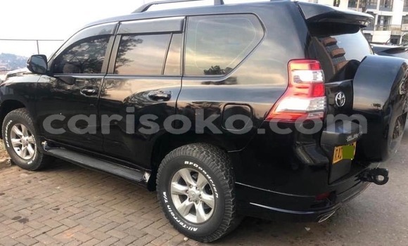 Sayi Na hannu Toyota Land Cruiser Prado Noir Mota in Kigali a Rwanda Sayi Na hannu Toyota Land Cruiser Prado Noir Mota in Kigali a Rwanda