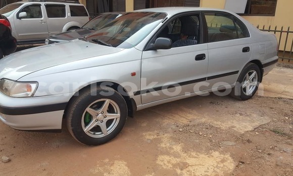 Sayi Na hannu Toyota Carina E Gris Mota in Kigali a Rwanda Sayi Na hannu Toyota Carina E Gris Mota in Kigali a Rwanda