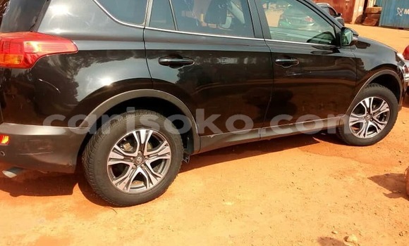 Sayi Na hannu Toyota RAV4 Noir Mota in Kigali a Rwanda Sayi Na hannu Toyota RAV4 Noir Mota in Kigali a Rwanda
