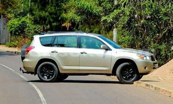 Buy Used Toyota RAV4 Beige Car in Kigali in Rwanda Buy Used Toyota RAV4 Beige Car in Kigali in Rwanda
