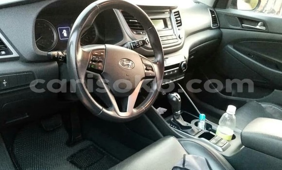Buy Used Hyundai Tucson Brown Car in Kigali in Rwanda Buy Used Hyundai Tucson Brown Car in Kigali in Rwanda