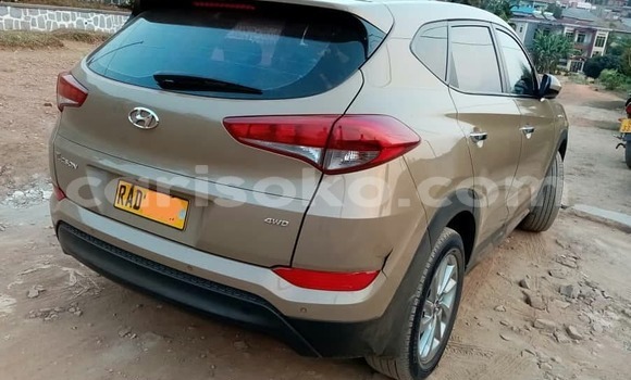 Buy Used Hyundai Tucson Brown Car in Kigali in Rwanda Buy Used Hyundai Tucson Brown Car in Kigali in Rwanda