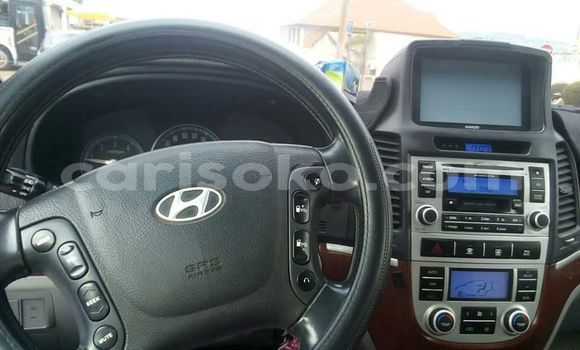 Buy Used Hyundai Santa Fe Silver Car in Kigali in Rwanda Buy Used Hyundai Santa Fe Silver Car in Kigali in Rwanda