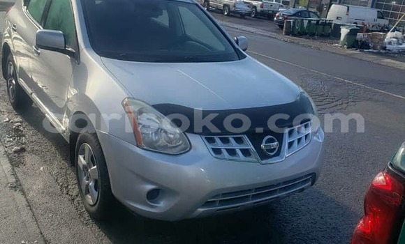 Sayi Na hannu Nissan Rogue Gris Mota in Kigali a Rwanda Sayi Na hannu Nissan Rogue Gris Mota in Kigali a Rwanda