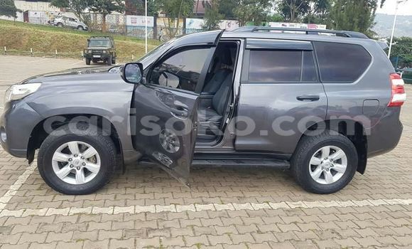 Buy Used Toyota Land Cruiser Black Car in Kigali in Rwanda Buy Used Toyota Land Cruiser Black Car in Kigali in Rwanda