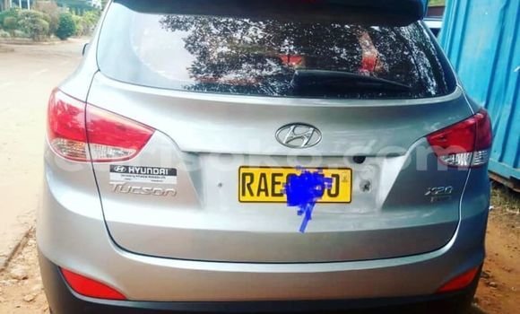 Buy Used Hyundai Tucson Silver Car in Kigali in Rwanda Buy Used Hyundai Tucson Silver Car in Kigali in Rwanda