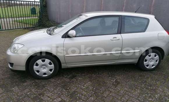 Sayi Na hannu Toyota Corolla Gris Mota in Kigali a Rwanda Sayi Na hannu Toyota Corolla Gris Mota in Kigali a Rwanda