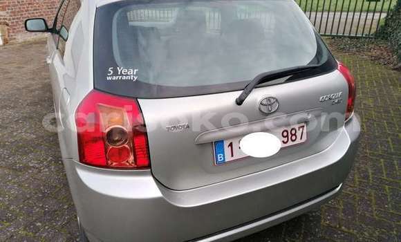 Sayi Na hannu Toyota Corolla Gris Mota in Kigali a Rwanda Sayi Na hannu Toyota Corolla Gris Mota in Kigali a Rwanda