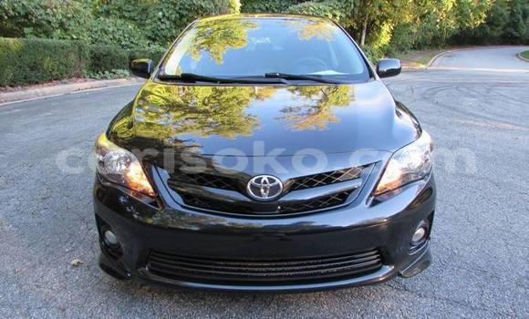 Acheter Import Voiture Toyota Corolla Marron à Kigali, Rwanda Acheter Import Voiture Toyota Corolla Marron à Kigali, Rwanda