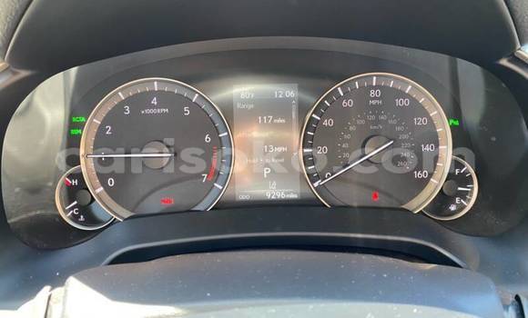 Sayi Na hannu Lexus RX 350 Beige Mota in Kigali a Rwanda Sayi Na hannu Lexus RX 350 Beige Mota in Kigali a Rwanda