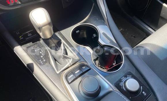 Sayi Na hannu Lexus RX 350 Beige Mota in Kigali a Rwanda Sayi Na hannu Lexus RX 350 Beige Mota in Kigali a Rwanda