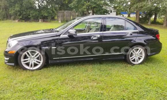 Sayi Na hannu Mercedes-Benz KOMPRESSOR Noir Mota in Kigali a Rwanda Sayi Na hannu Mercedes-Benz KOMPRESSOR Noir Mota in Kigali a Rwanda