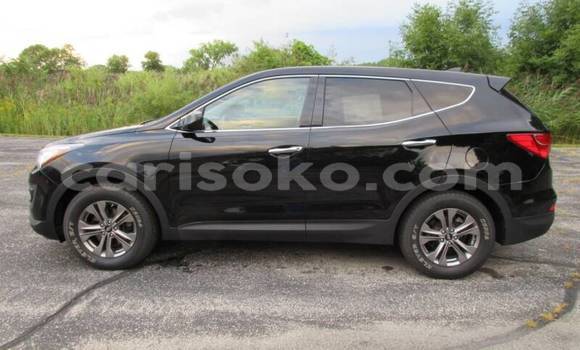 Buy Used Hyundai Santa Fe Black Car in Kigali in Rwanda Buy Used Hyundai Santa Fe Black Car in Kigali in Rwanda