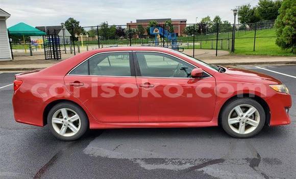 Acheter Occasion Voiture Toyota Camry Rouge à Kigali, Rwanda