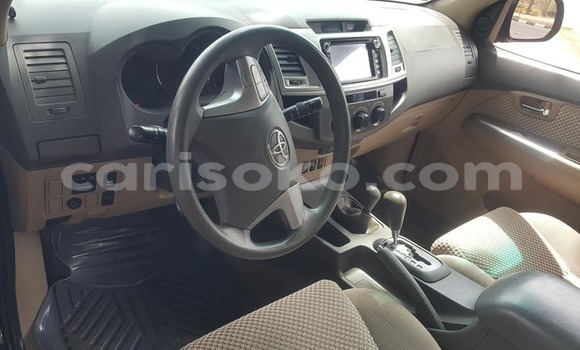 اشتري مستعمل Toyota Fortuner Noir سيارة في Kigali في Rwanda اشتري مستعمل Toyota Fortuner Noir سيارة في Kigali في Rwanda