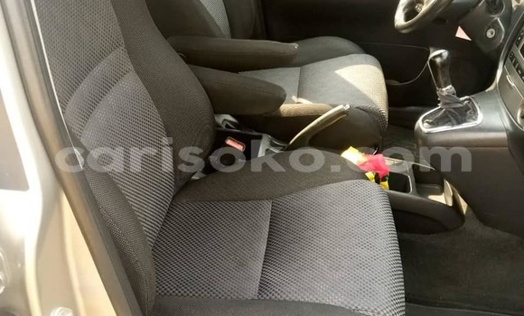 اشتري مستعمل Toyota Corolla Verso Marron سيارة في Kigali في Rwanda اشتري مستعمل Toyota Corolla Verso Marron سيارة في Kigali في Rwanda