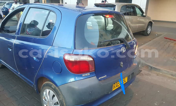 اشتري مستعمل Toyota Yaris Bleu سيارة في Kigali في Rwanda اشتري مستعمل Toyota Yaris Bleu سيارة في Kigali في Rwanda