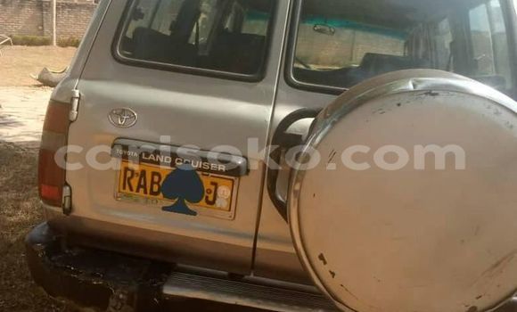 Buy Used Toyota Land Cruiser Prado Silver Car in Kigali in Rwanda Buy Used Toyota Land Cruiser Prado Silver Car in Kigali in Rwanda