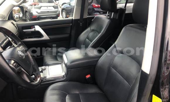 Buy Used Toyota Land Cruiser Black Car in Gicumbi in Rwanda Buy Used Toyota Land Cruiser Black Car in Gicumbi in Rwanda