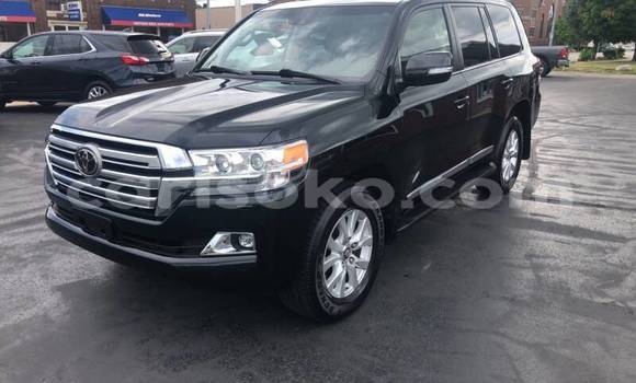 Buy Used Toyota Land Cruiser Black Car in Gicumbi in Rwanda Buy Used Toyota Land Cruiser Black Car in Gicumbi in Rwanda