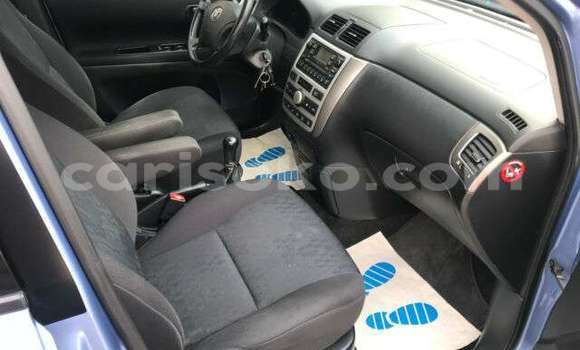 Buy Used Toyota Avensis Verso Blue Car in Gicumbi in Rwanda Buy Used Toyota Avensis Verso Blue Car in Gicumbi in Rwanda