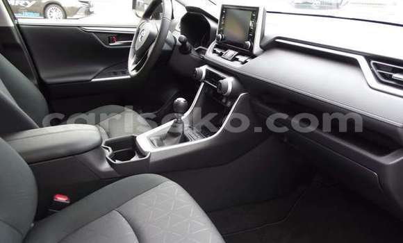 Sayi Na hannu Toyota RAV4 Noir Mota in Gicumbi a Rwanda Sayi Na hannu Toyota RAV4 Noir Mota in Gicumbi a Rwanda