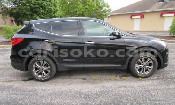 Buy Used Hyundai Santa Fe Beige Car in Gicumbi in Rwanda Buy Used Hyundai Santa Fe Beige Car in Gicumbi in Rwanda