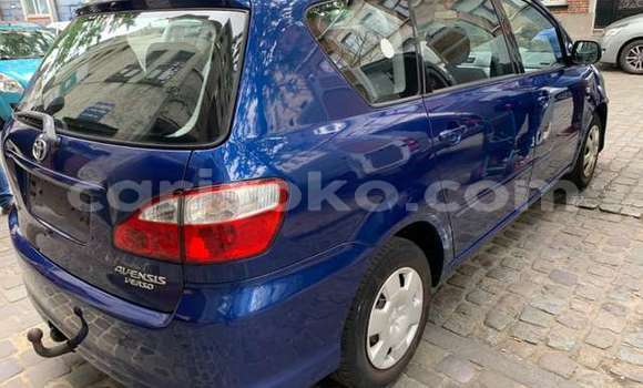 Sayi Na hannu Toyota Avensis Verso Bleu Mota in Gicumbi a Rwanda Sayi Na hannu Toyota Avensis Verso Bleu Mota in Gicumbi a Rwanda