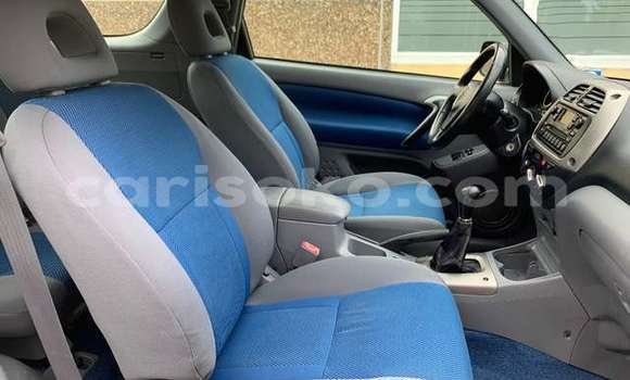 Buy Used Toyota RAV4 Blue Car in Gicumbi in Rwanda Buy Used Toyota RAV4 Blue Car in Gicumbi in Rwanda