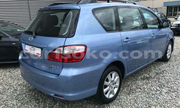 Buy Used Toyota Avensis Verso Blue Car in Gicumbi in Rwanda Buy Used Toyota Avensis Verso Blue Car in Gicumbi in Rwanda