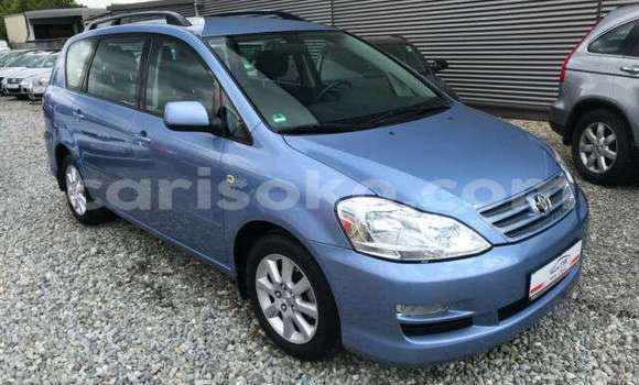 Buy Used Toyota Avensis Verso Blue Car in Gicumbi in Rwanda Buy Used Toyota Avensis Verso Blue Car in Gicumbi in Rwanda