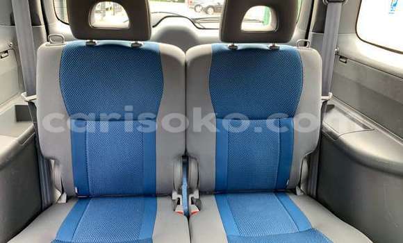 اشتري مستعمل Toyota RAV4 Bleu سيارة في Gicumbi في Rwanda اشتري مستعمل Toyota RAV4 Bleu سيارة في Gicumbi في Rwanda