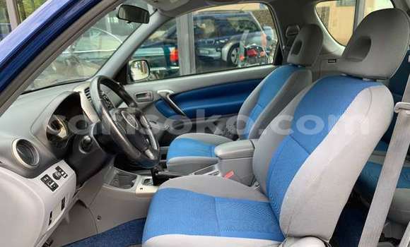 اشتري مستعمل Toyota RAV4 Bleu سيارة في Gicumbi في Rwanda اشتري مستعمل Toyota RAV4 Bleu سيارة في Gicumbi في Rwanda