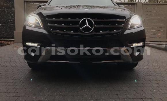 اشتري Imported Mercedes-Benz ML–Class Noir سيارة في Kigali في Rwanda اشتري Imported Mercedes-Benz ML–Class Noir سيارة في Kigali في Rwanda