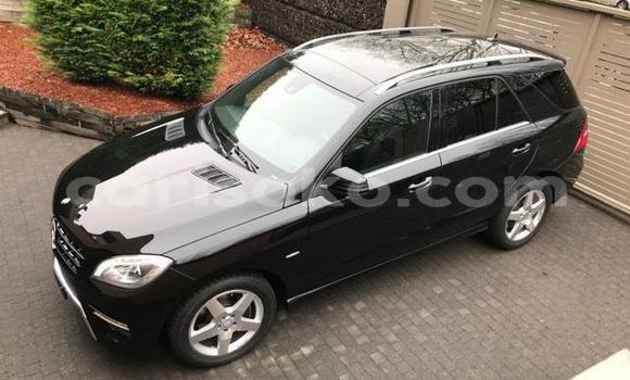 اشتري Imported Mercedes-Benz ML–Class Noir سيارة في Kigali في Rwanda اشتري Imported Mercedes-Benz ML–Class Noir سيارة في Kigali في Rwanda