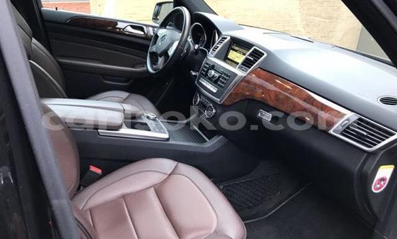 اشتري Imported Mercedes-Benz ML–Class Noir سيارة في Kigali في Rwanda اشتري Imported Mercedes-Benz ML–Class Noir سيارة في Kigali في Rwanda