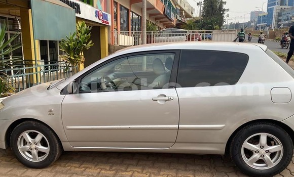 اشتري مستعمل Toyota Corolla Gris سيارة في Kigali في Rwanda اشتري مستعمل Toyota Corolla Gris سيارة في Kigali في Rwanda