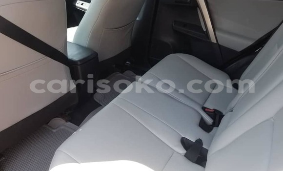اشتري مستعمل Toyota RAV4 Rouge سيارة في Kigali في Rwanda اشتري مستعمل Toyota RAV4 Rouge سيارة في Kigali في Rwanda