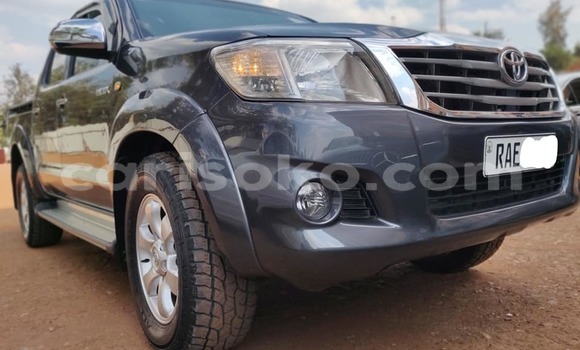 اشتري مستعمل Toyota Hilux Noir سيارة في Kigali في Rwanda اشتري مستعمل Toyota Hilux Noir سيارة في Kigali في Rwanda