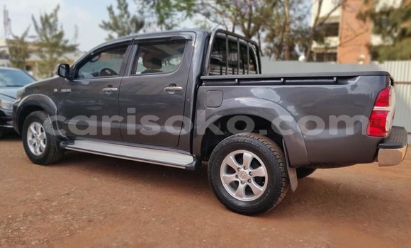 اشتري مستعمل Toyota Hilux Noir سيارة في Kigali في Rwanda اشتري مستعمل Toyota Hilux Noir سيارة في Kigali في Rwanda