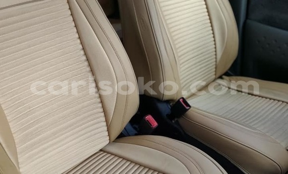 اشتري مستعمل Toyota Yaris Gris سيارة في Kigali في Rwanda اشتري مستعمل Toyota Yaris Gris سيارة في Kigali في Rwanda