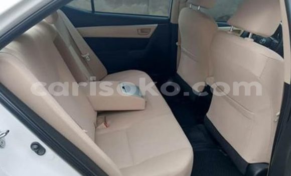اشتري مستعمل Toyota Corolla Blanc سيارة في Kigali في Rwanda اشتري مستعمل Toyota Corolla Blanc سيارة في Kigali في Rwanda