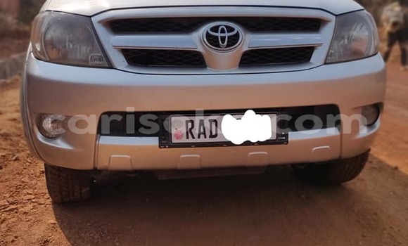 اشتري مستعمل Toyota Hilux Gris سيارة في Kigali في Rwanda اشتري مستعمل Toyota Hilux Gris سيارة في Kigali في Rwanda