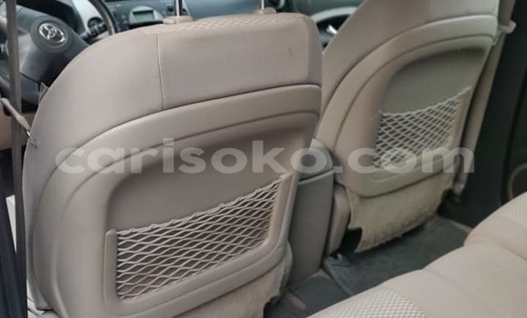 اشتري مستعمل Toyota RAV4 Gris سيارة في Kigali في Rwanda اشتري مستعمل Toyota RAV4 Gris سيارة في Kigali في Rwanda